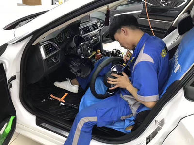港馳汽車裝飾服務 個性化定制，為愛車注入靈魂與品味